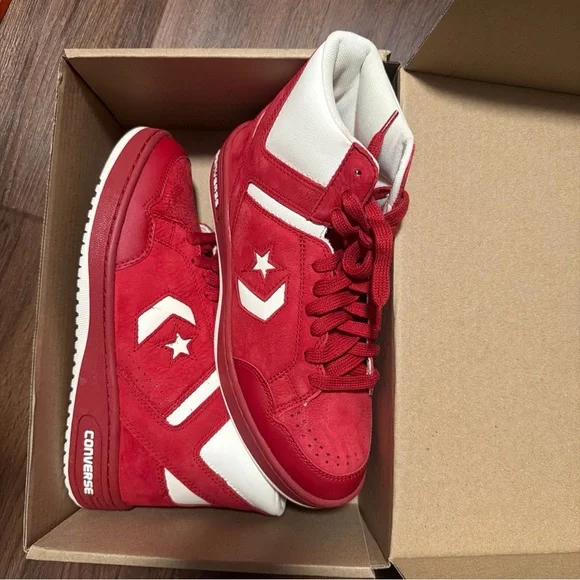 Converse Weapon Mid Red White A14832C Size  M 9.5 Brand New - Picture 5 of 6